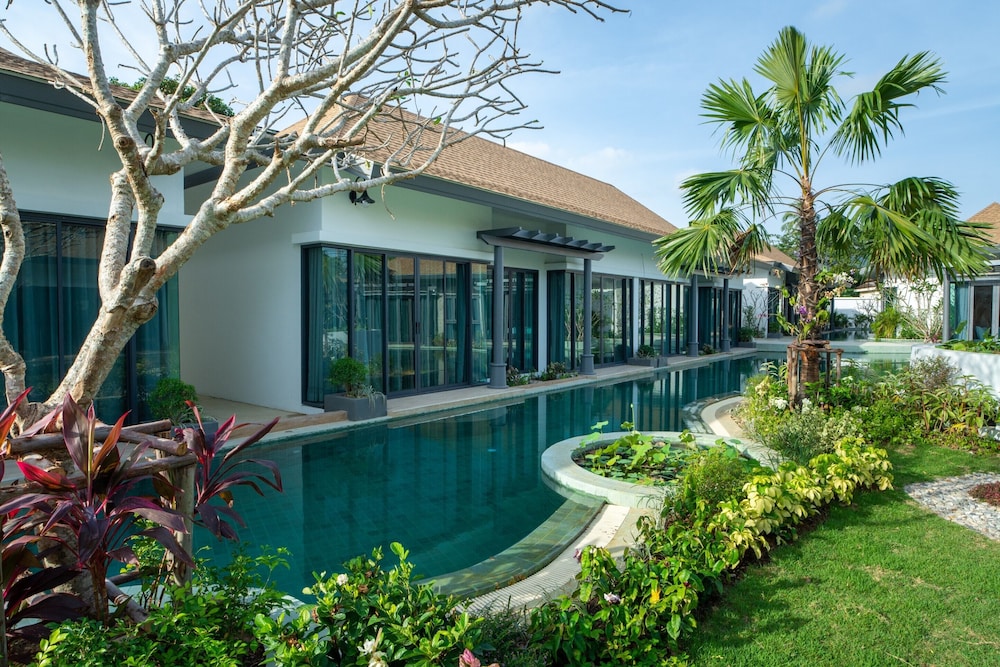 2 Bedrooms Pool Access Villa - Photo 22