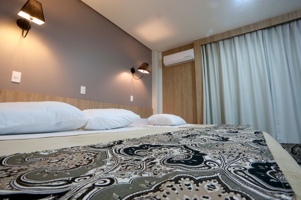 Executive Quadruple Room photo 3