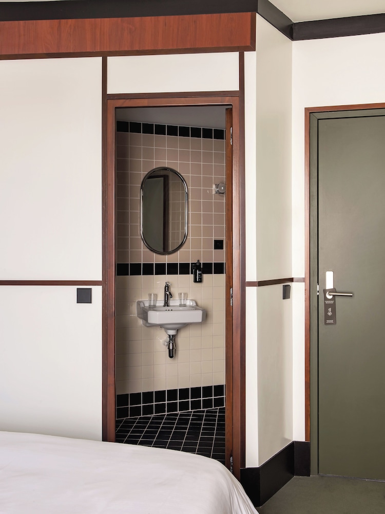Double or Twin Room photo 2