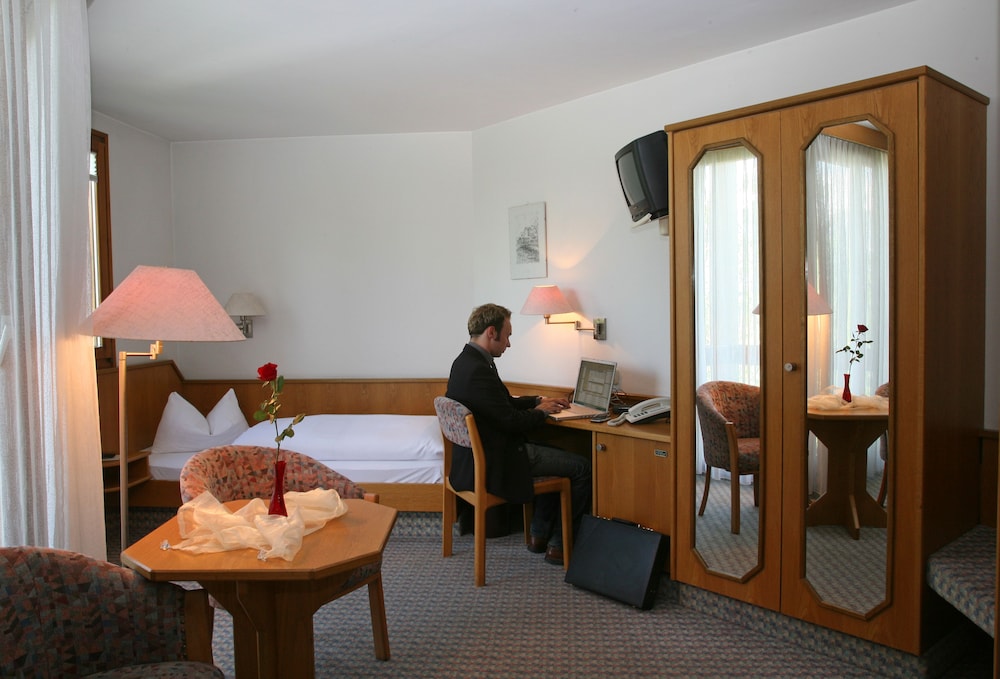 Single Room photo 1
