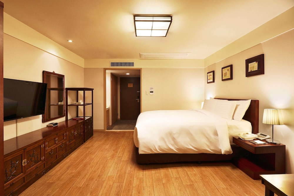 Ondol Double (Korean Traditional Room) photo 2