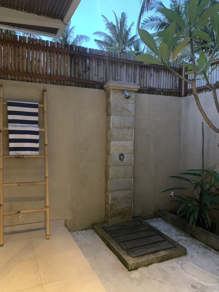 Superior Double Room, 1 King Bed, Non Smoking, Garden View