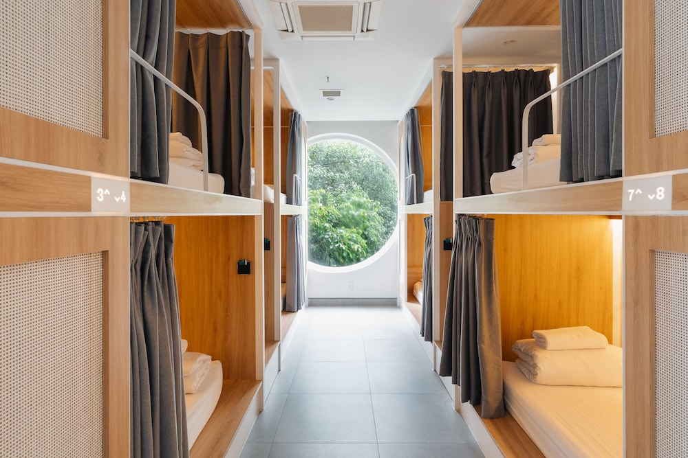 Premium Shared Dormitory, Women only, Non Smoking, City View