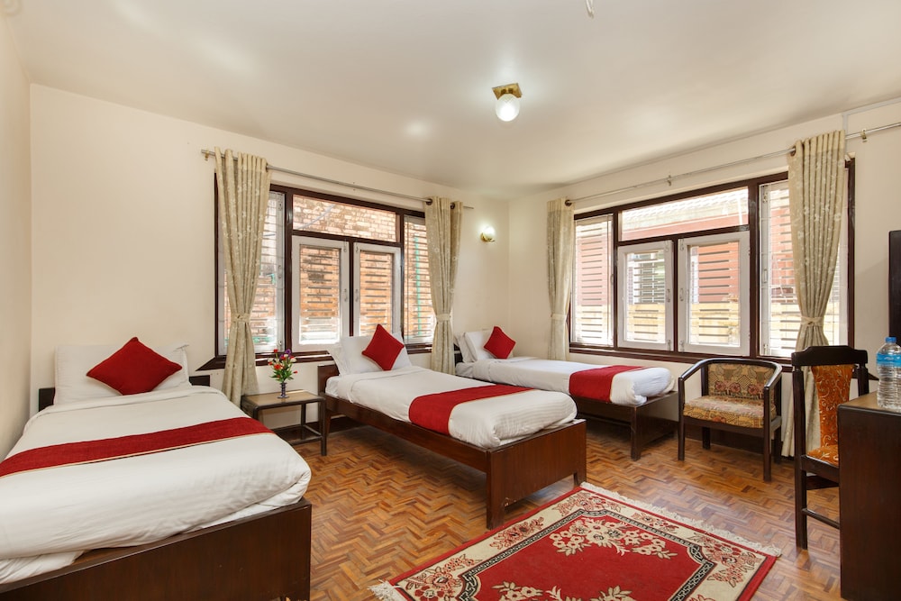 Standard Triple Room, 3 Twin Beds photo 3