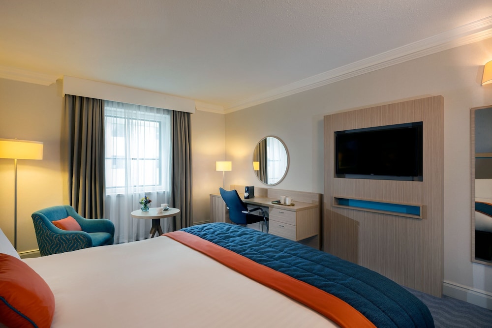 Superior Double Room, 1 King Bed thumbnail 5