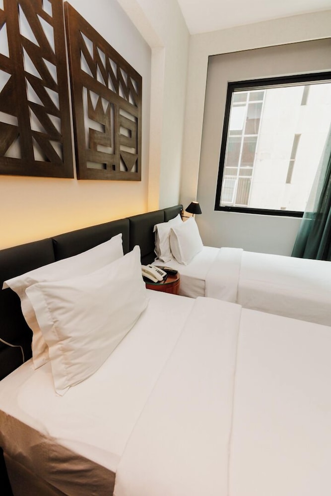 Superior Room thumbnail 6