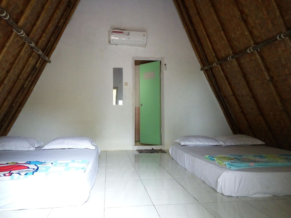 Family Room photo 1