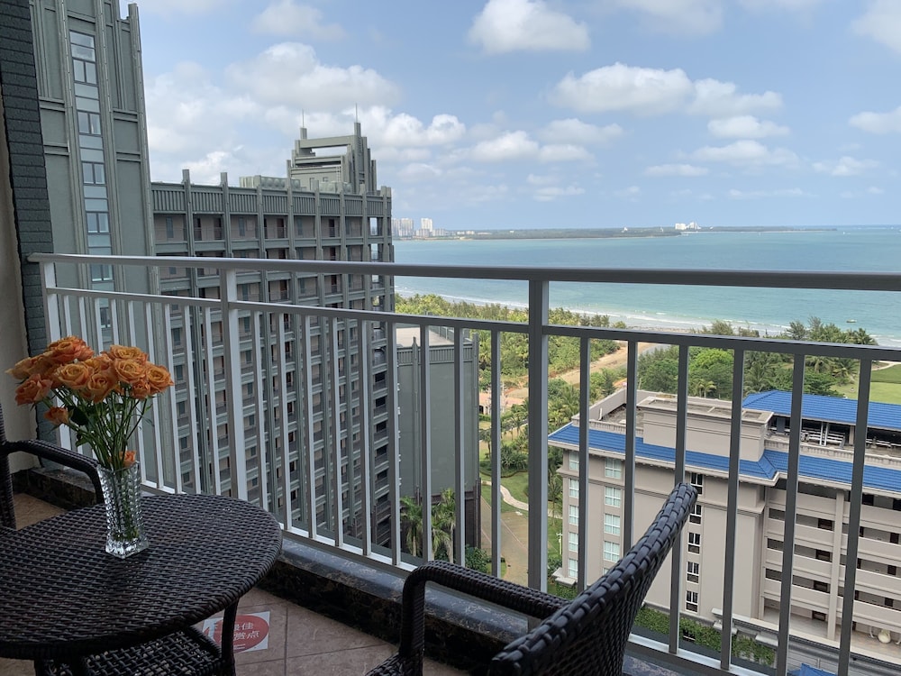 Room, 2 Twin Beds, Ocean View (180-Degree, Sunrise View) photo 3