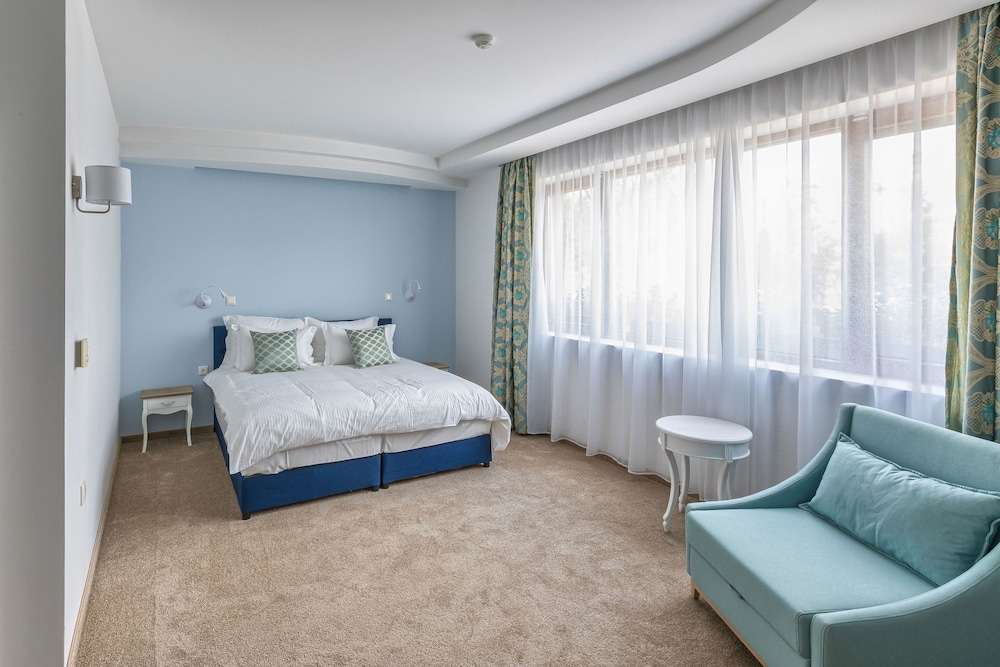 Deluxe Double Room - Photo 3