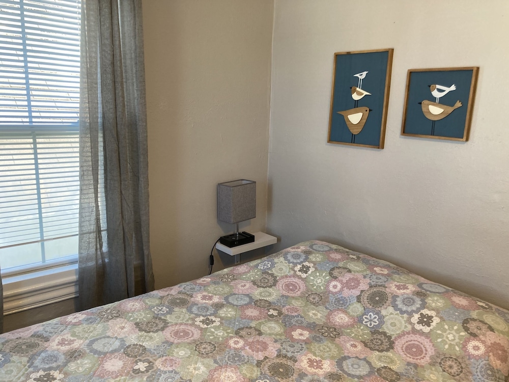 Double Room, Shared Bathroom (Room 11) photo 2