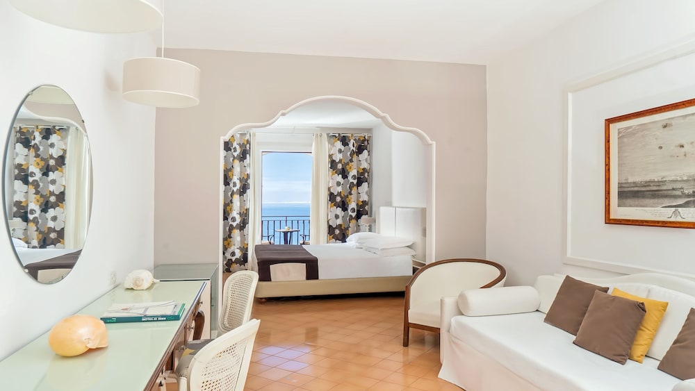 Junior Studio Suite, Balcony, Sea View
