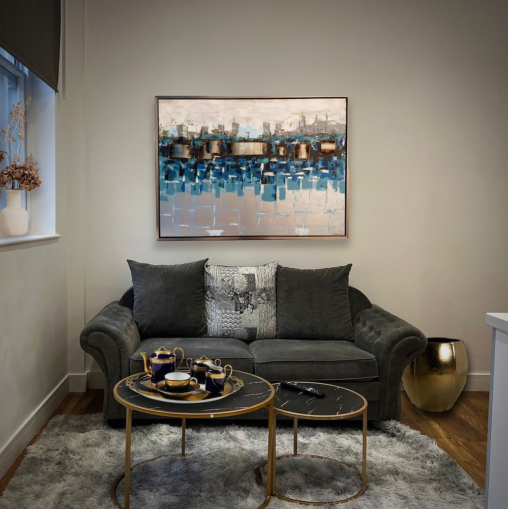 Superior Apartment, Hot Tub, City View (Apt 2) - Photo 7