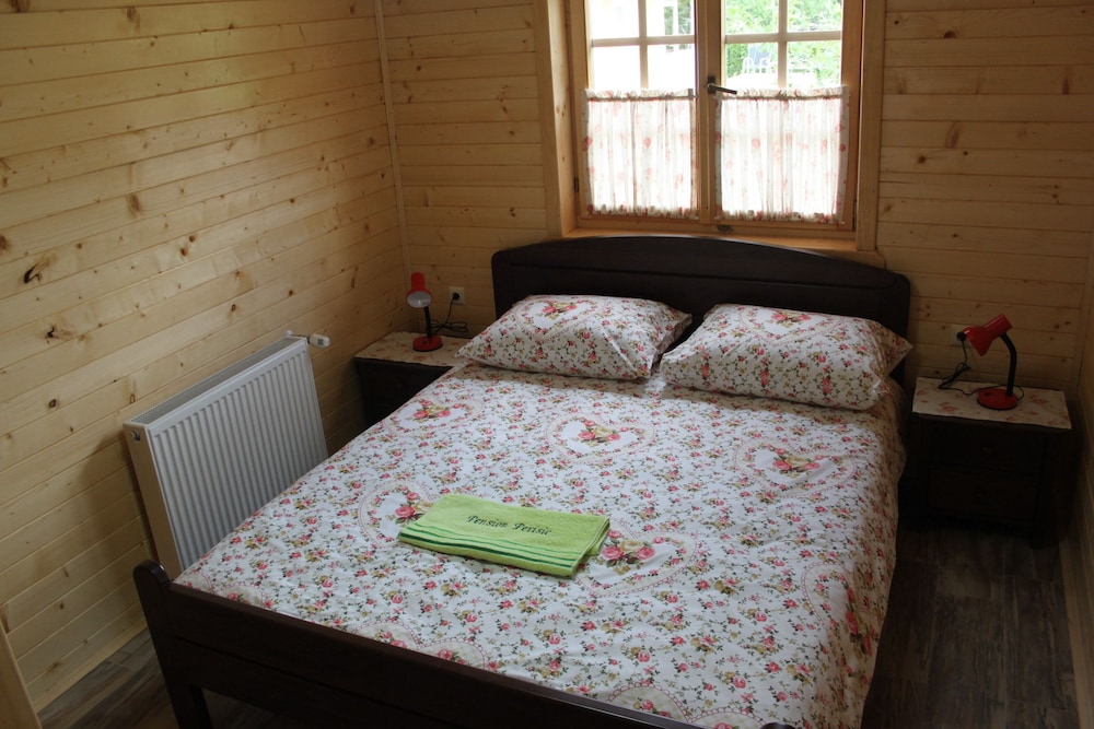 House, 3 Bedrooms, Balcony, Mountain View photo 1