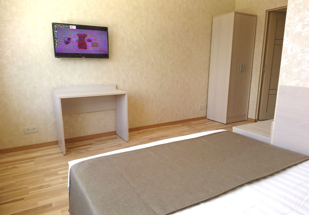 Economy Double Room photo 3