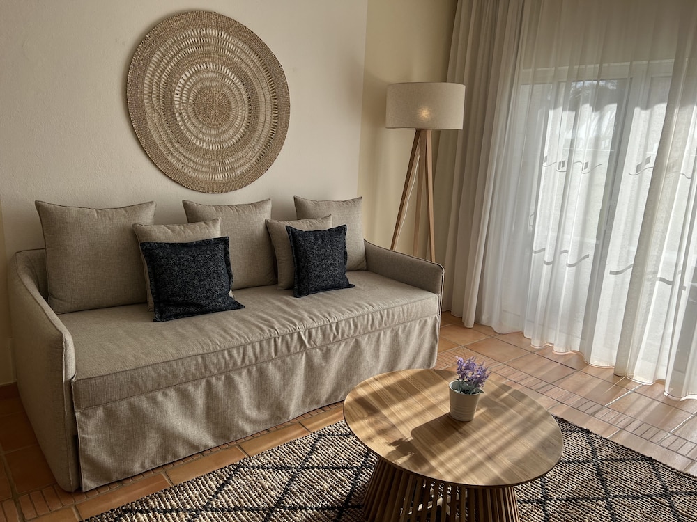 Superior Apartment, 2 Bedrooms - Photo 8