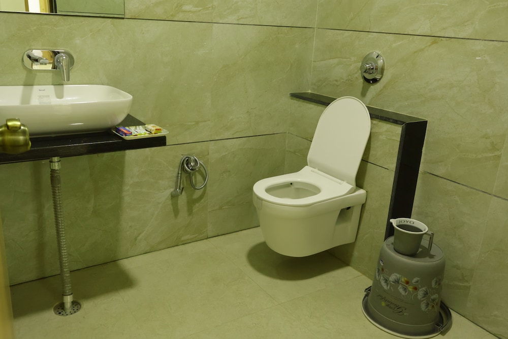 Executive Room - Photo 4
