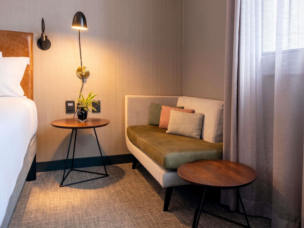 Luxury Room, 1 Queen Bed