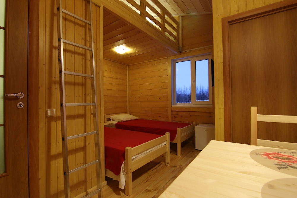 Basic Twin Room, Multiple Beds photo 2