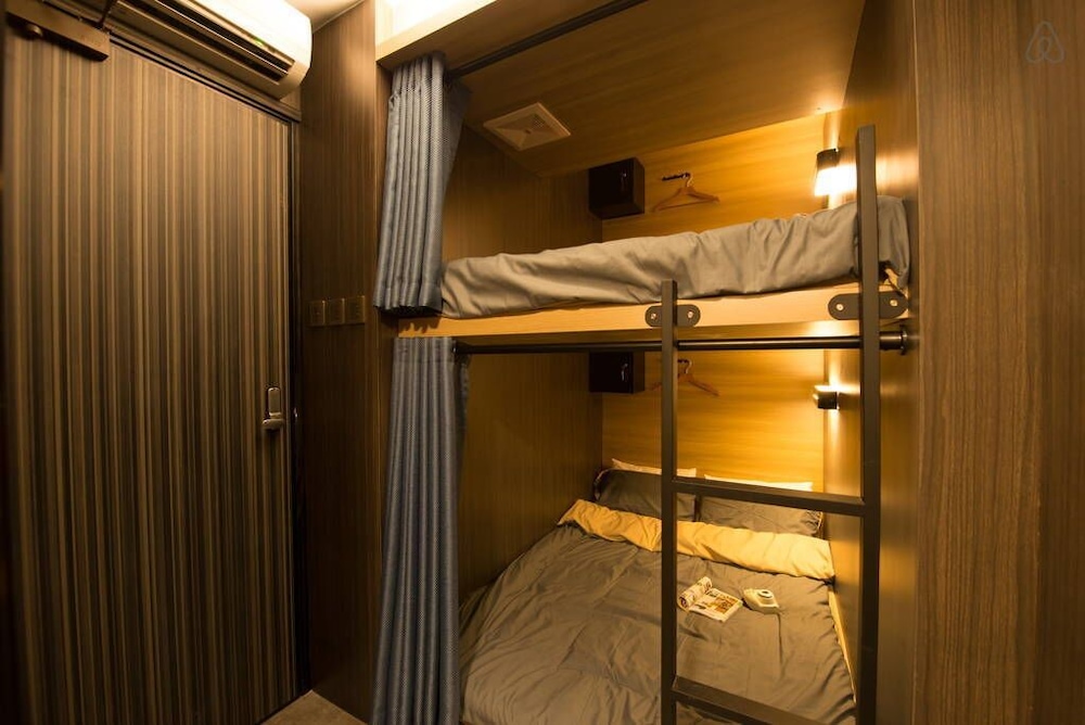 Basic Quadruple Room photo 2