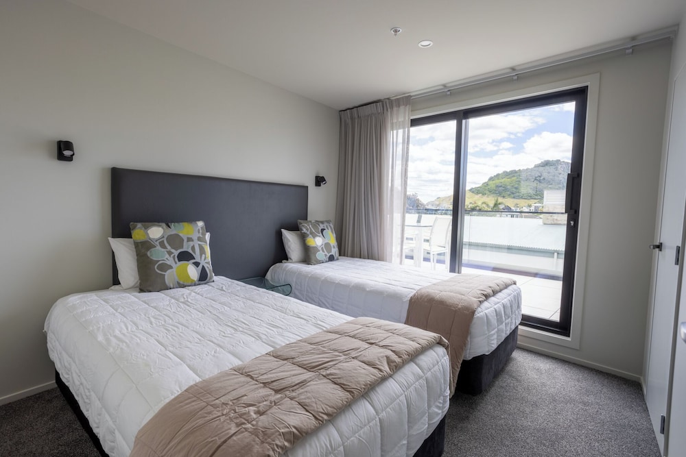 Exclusive Apartment, 2 Bedrooms, Mountain View photo 1