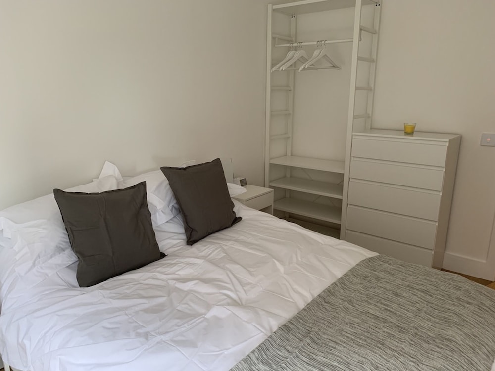 Luxury Apartment, 2 Double Beds, Non Smoking photo 3