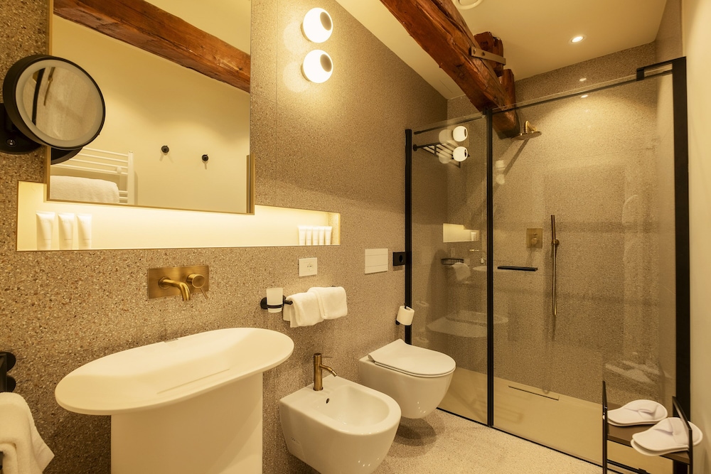 Classic Double Room - Photo 4