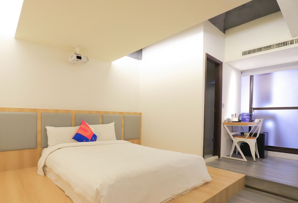 Movie Double Room with Balcony