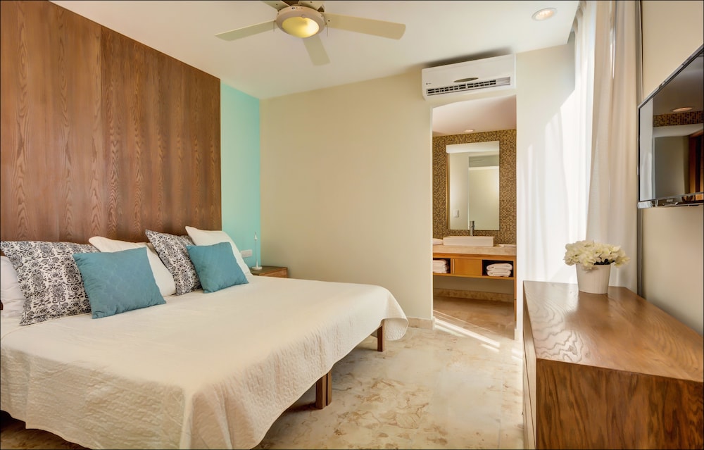 Standard Condo, 2 Bedrooms, Non Smoking, Balcony