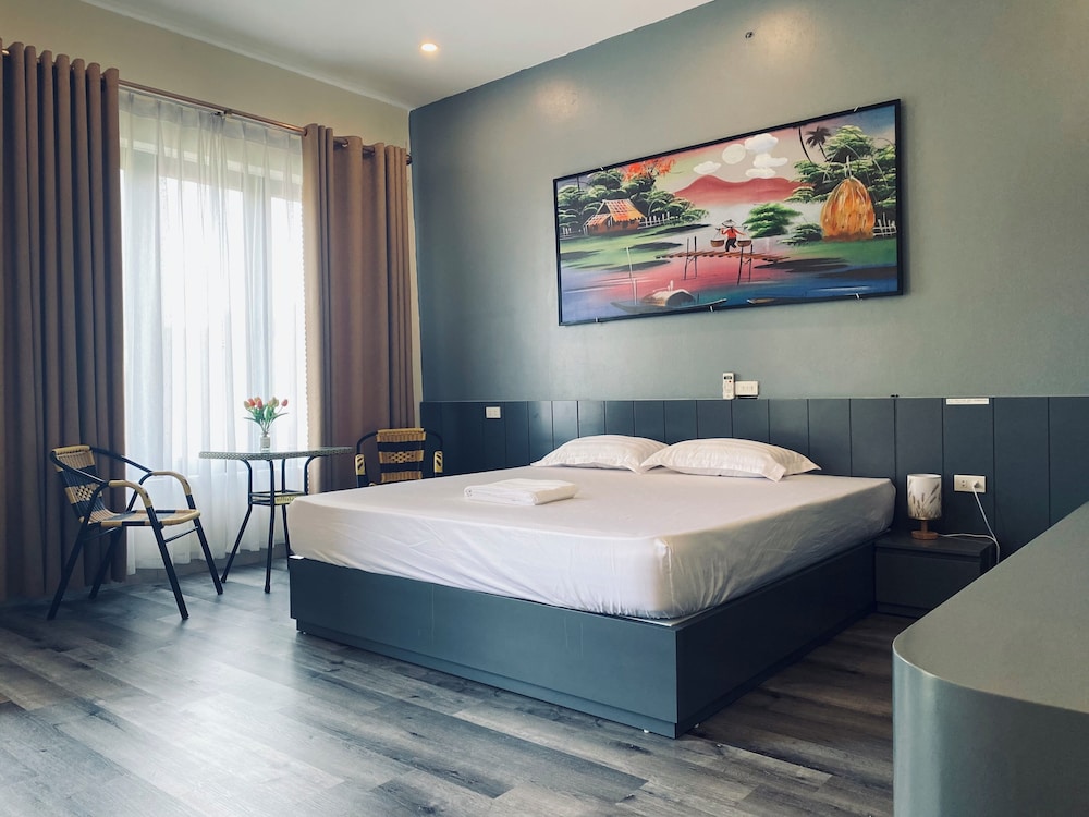 Romantic Single Room, Balcony, Garden View