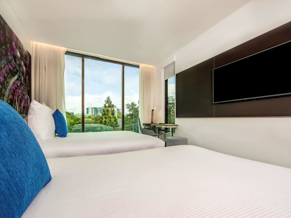 Premier Double Room, 2 Double Beds ('N' Room) thumbnail 6
