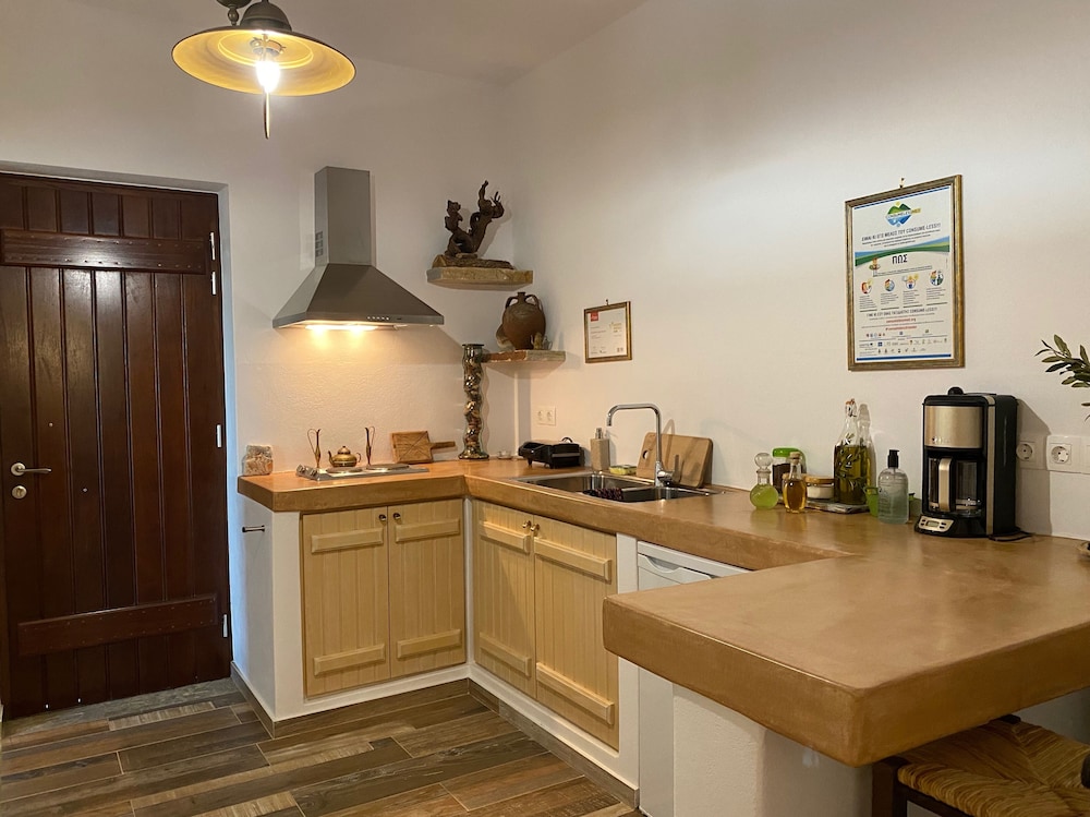 Luxury Suite (Fanari) photo 3