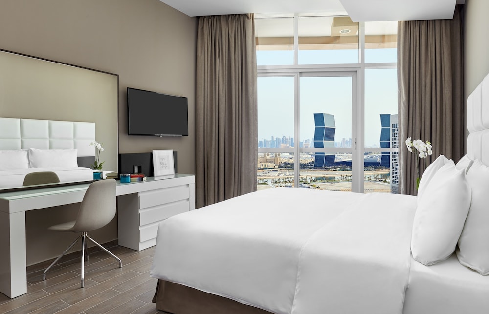 Suite, Multiple Beds, Kitchen