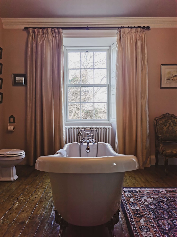 Luxury Suite, Fireplace (Durn Four Poster Room) photo 3