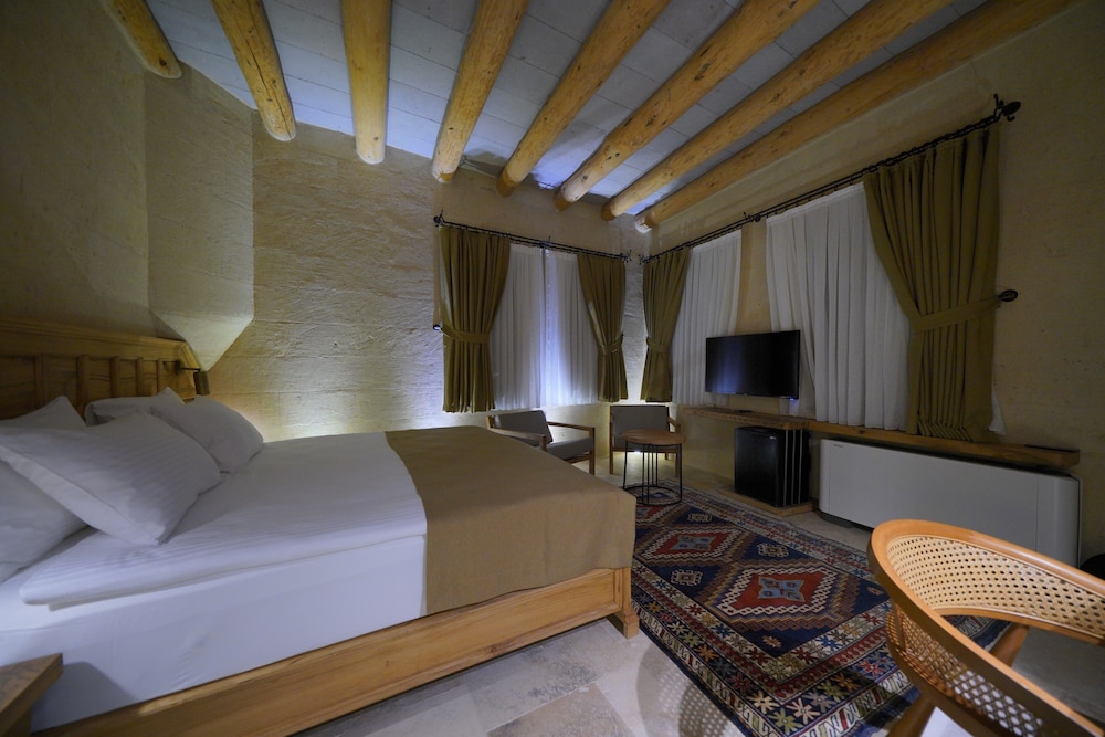 Deluxe Room - Photo 2