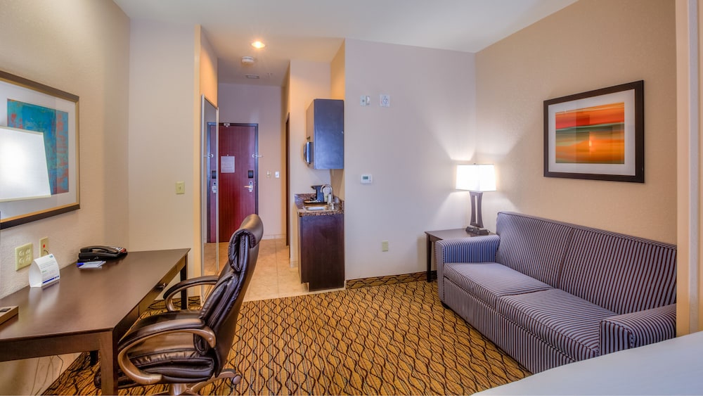 Suite, Non Smoking (Feature) photo 1