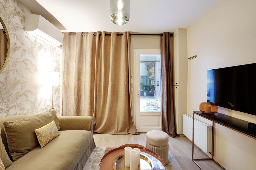 Apartment photo 3