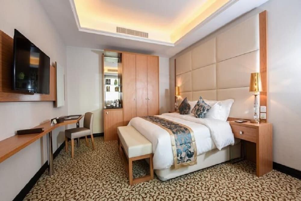 Standard Suite