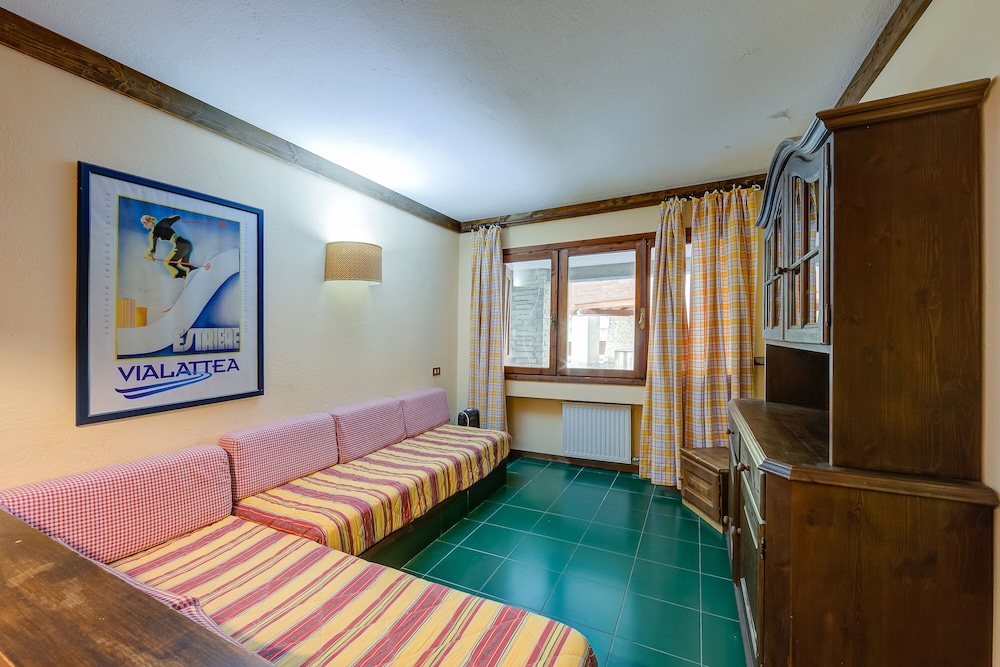 Family Studio, Mountainside (Grange Hike & Ski - 8c Sestriere) photo 2