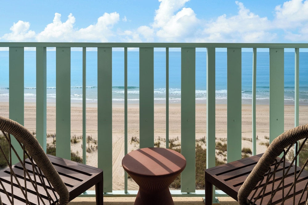 Suite, Multiple Beds, Oceanfront - Photo 4