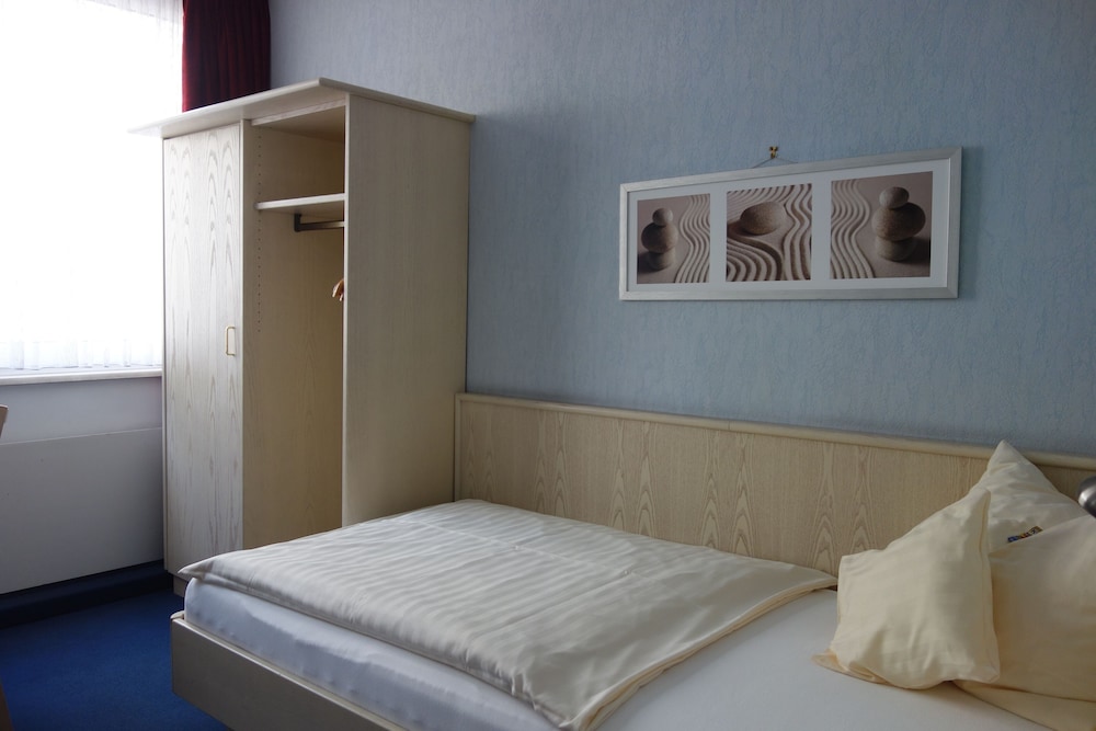 Standard Single Room photo 2
