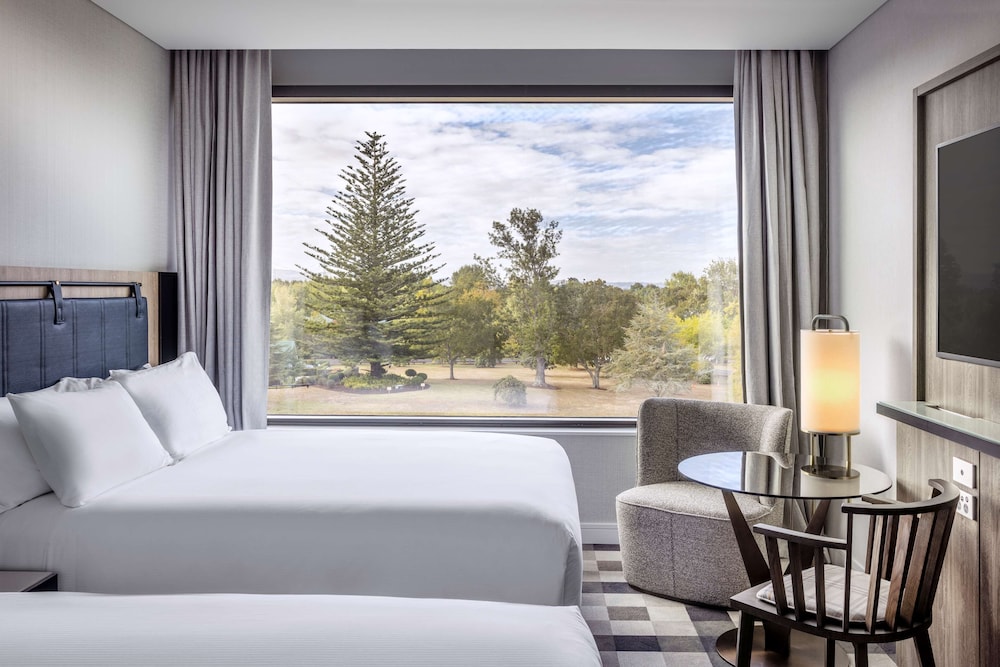 Room, 2 Queen Beds, Garden View - Photo 6