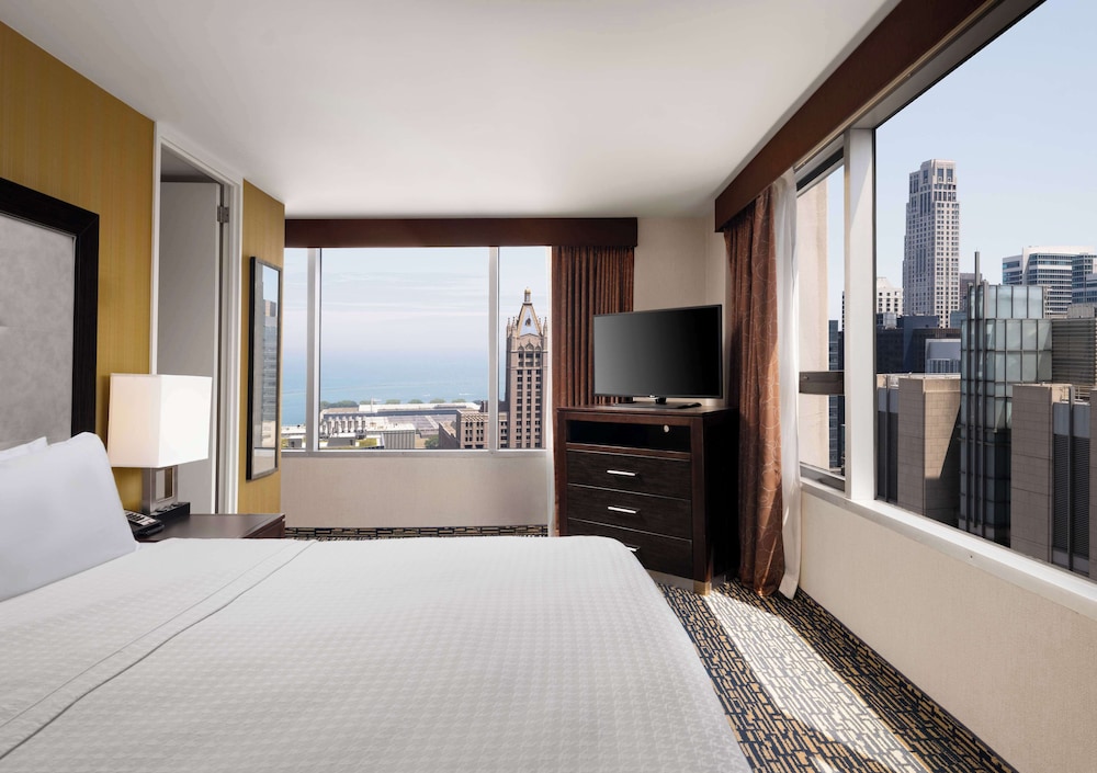King, Suite, 1 Bedroom, Lake View