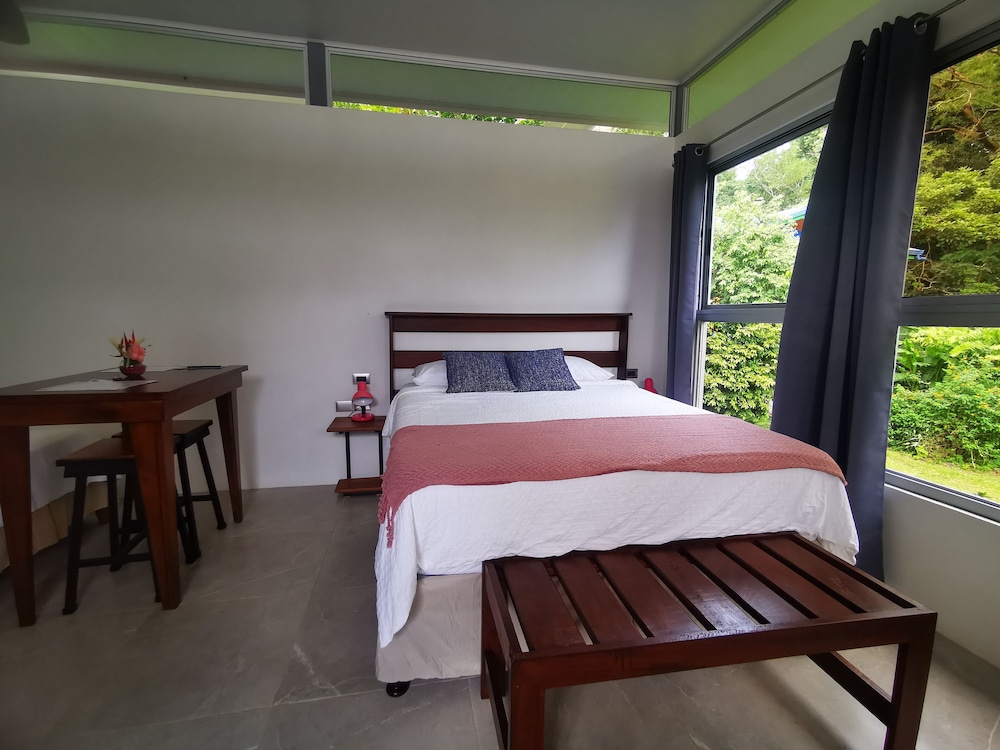Suite, 1 Bedroom, Mobility Accessible (Tufa) - Photo 5
