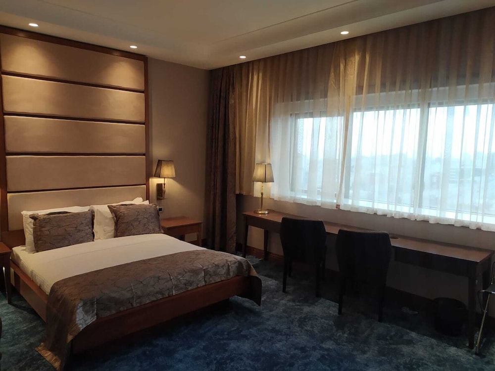 Room, 1 Twin Bed, Accessible, City View (Mobility) photo 3