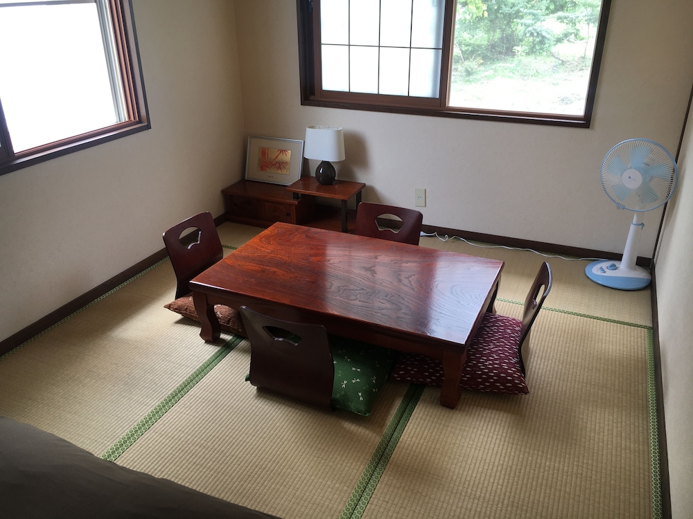 Room with Tatami Area ( 102 )