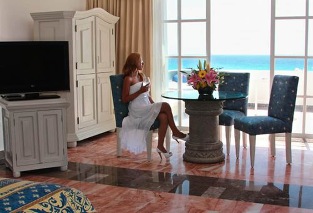 Double Bed Ocean View - Photo 2