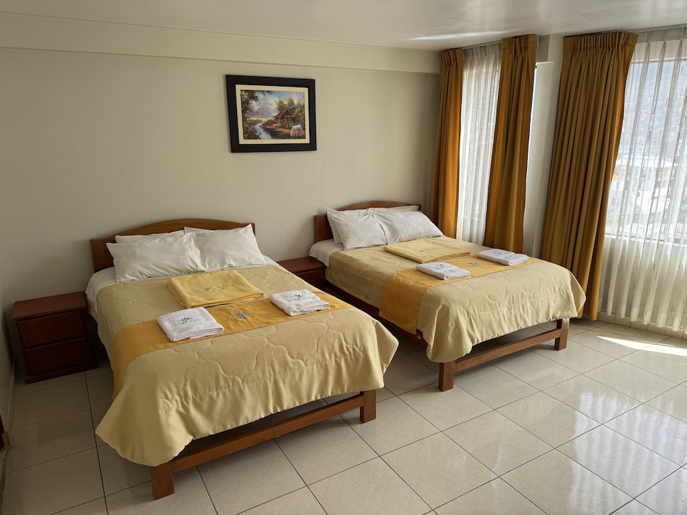 Basic Twin Room, Ensuite photo 3