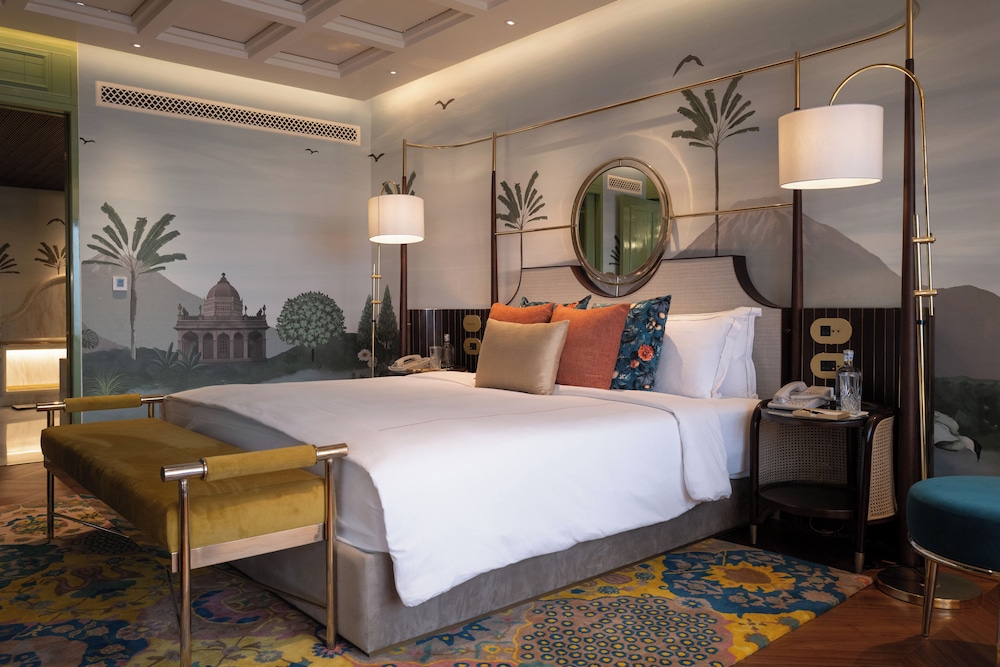 Royal Suite, 1 King Bed, Sea View