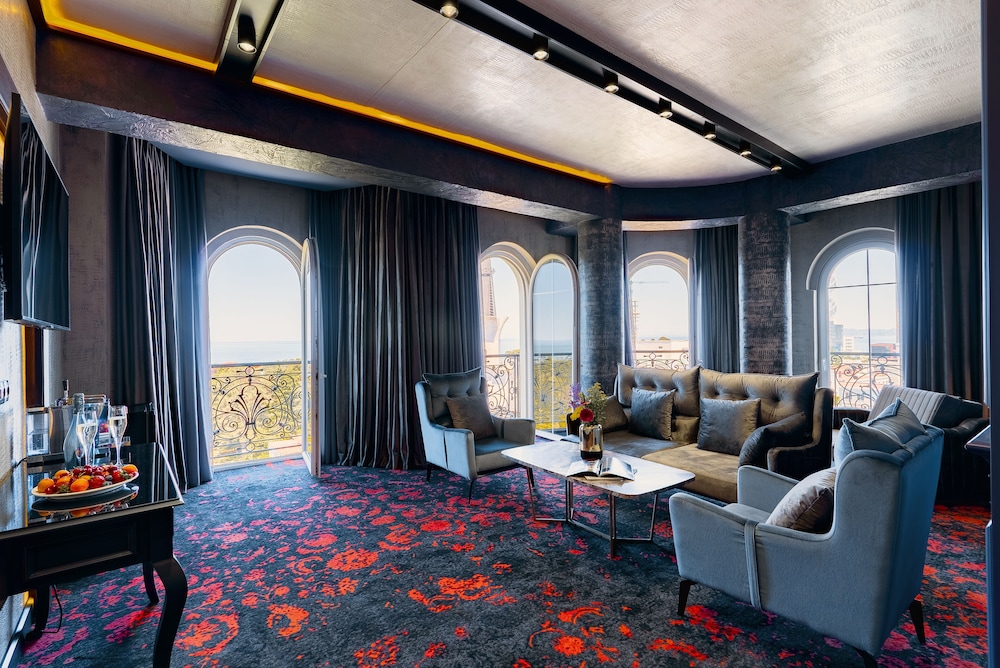 Panoramic Suite, 1 Bedroom, Sea View photo 1
