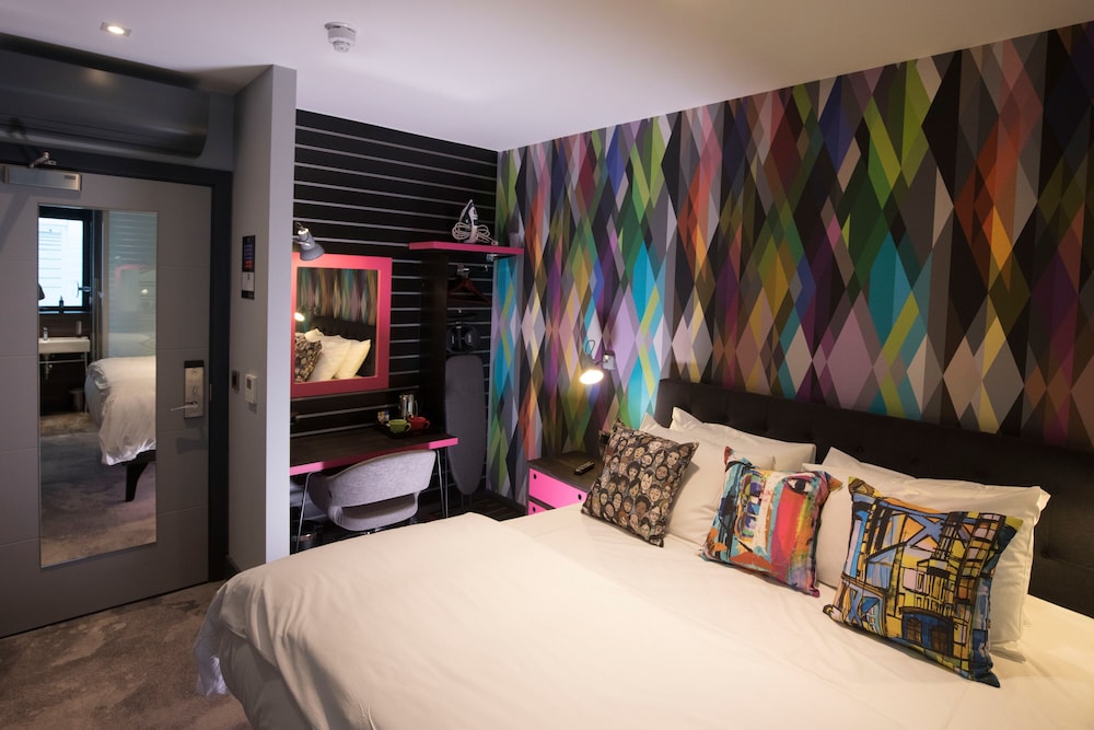 Double Room, 1 King Bed - Photo 1